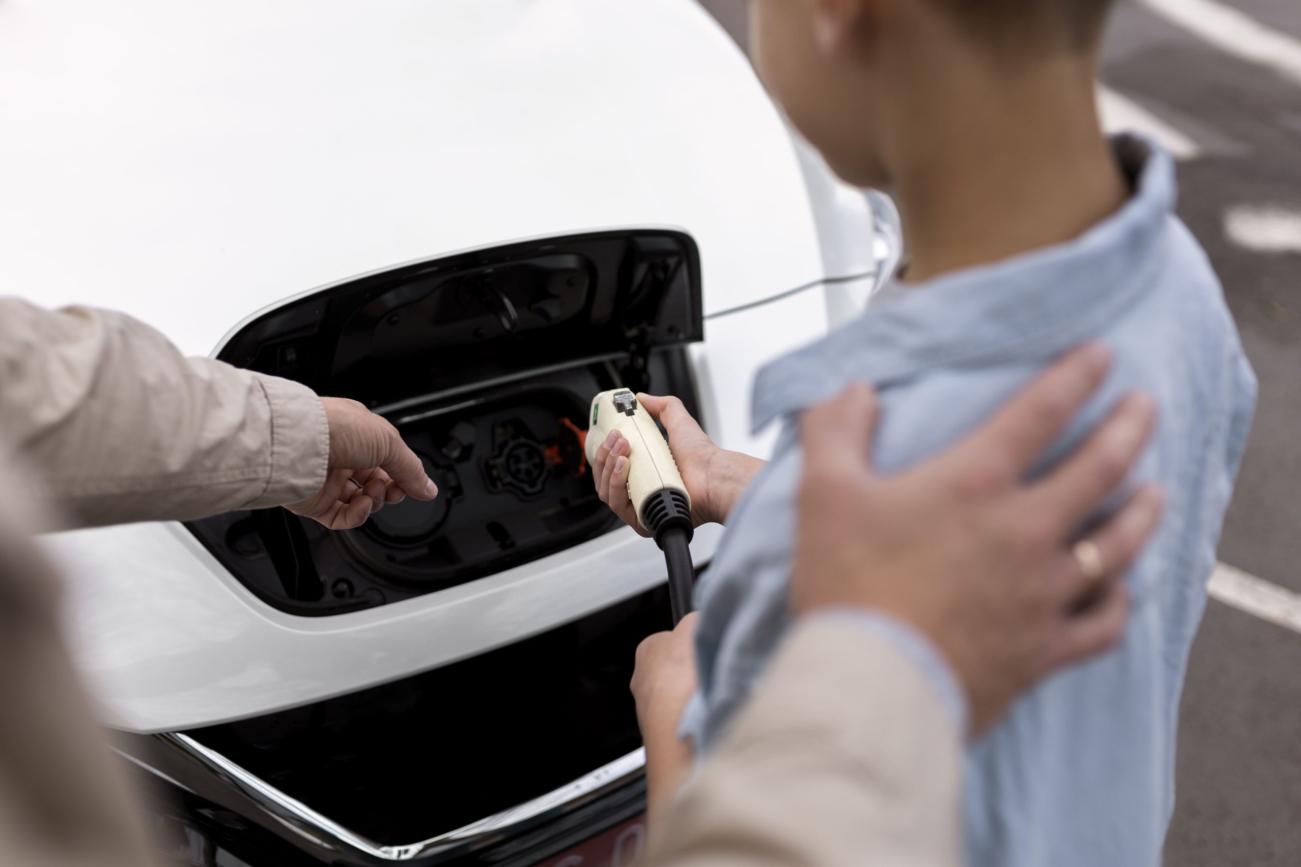 melepaskan socket kelistrikan knalpot untuk melacak tanda sensor oksigen mobil bekas rusak melepaskan socket kelistrikan knalpot untuk melacak tanda sensor oksigen mobil bekas rusak